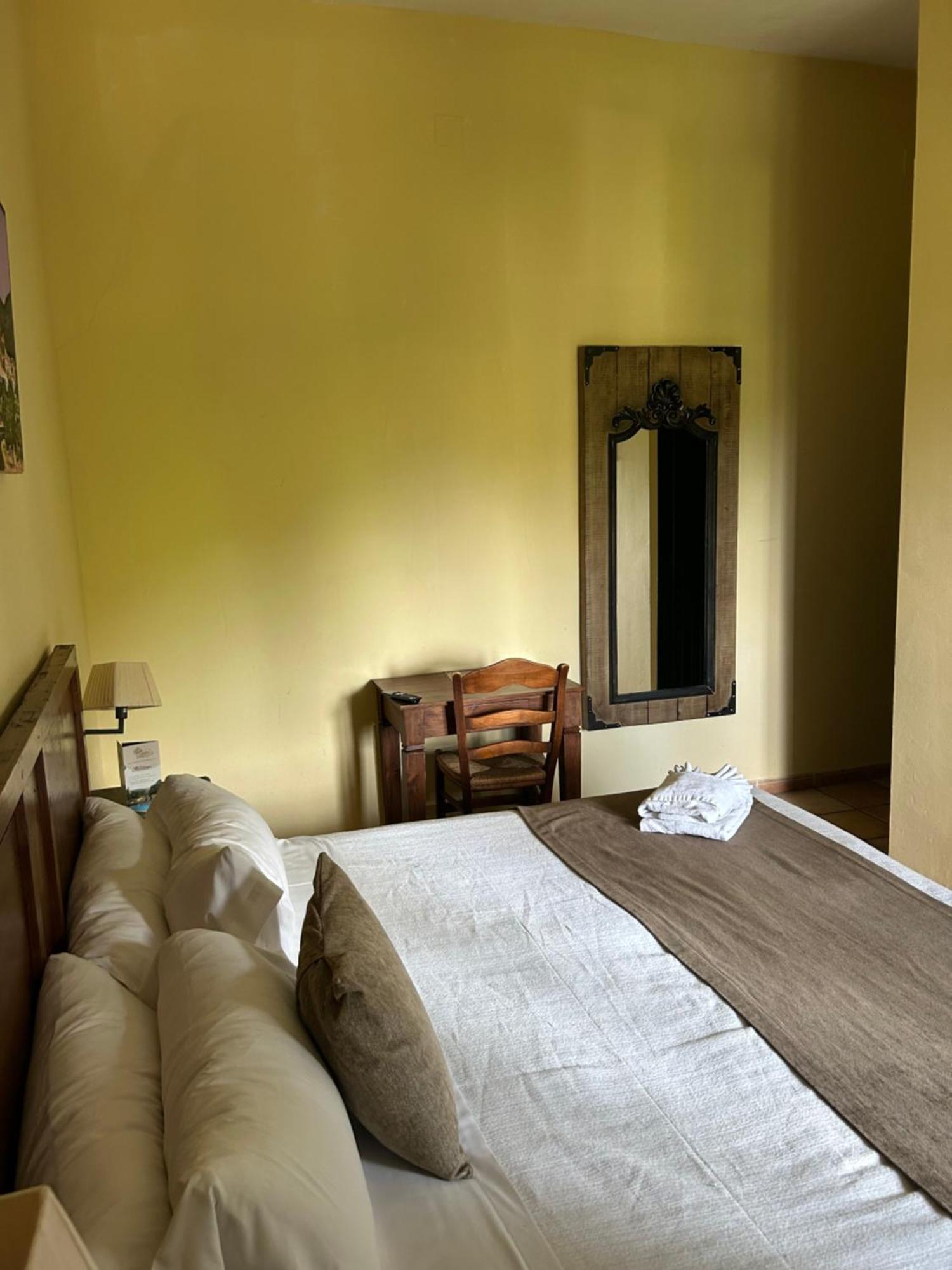 Hotel Rural Castillo De Biar Finca Fanecaes 外观 照片